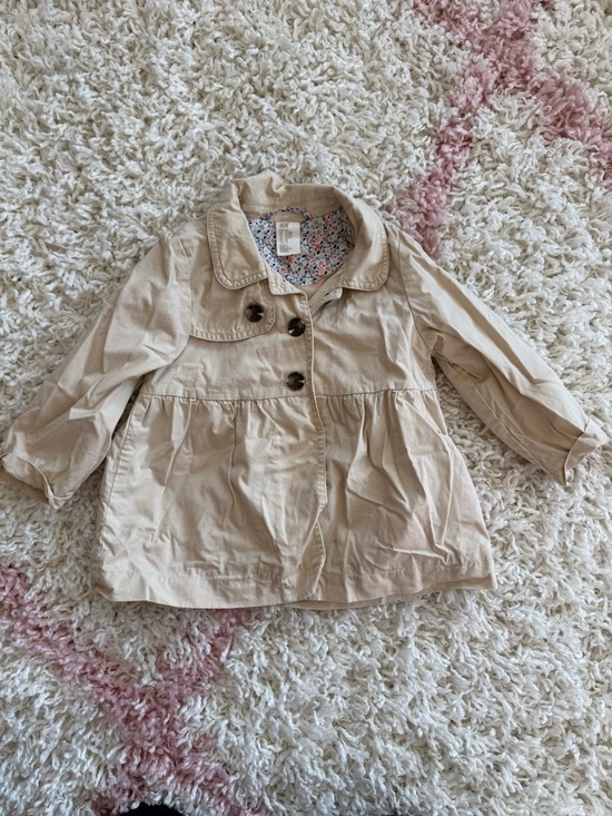 H&M Other - H&M Toddler Girls Cream Button-Front Peplum Jacket 12-18M